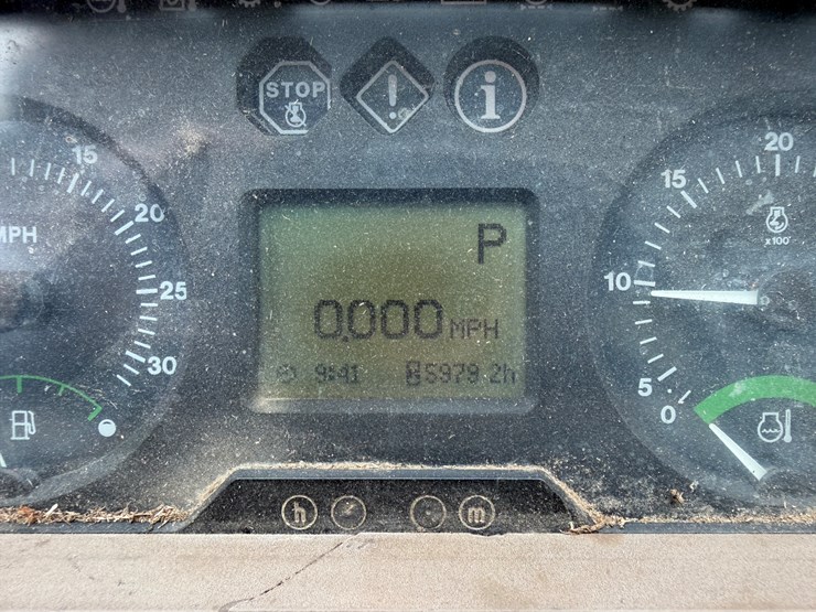 2003-john-deere-7520-image-16