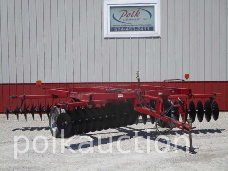 case-ih-3850-image-10