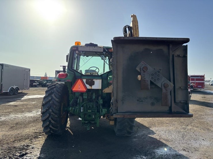 2005-john-deere-7220-image-8