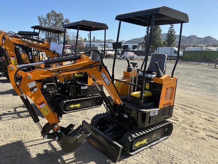 2025-vicsec-vc15-hydraulic-excavator-image-1