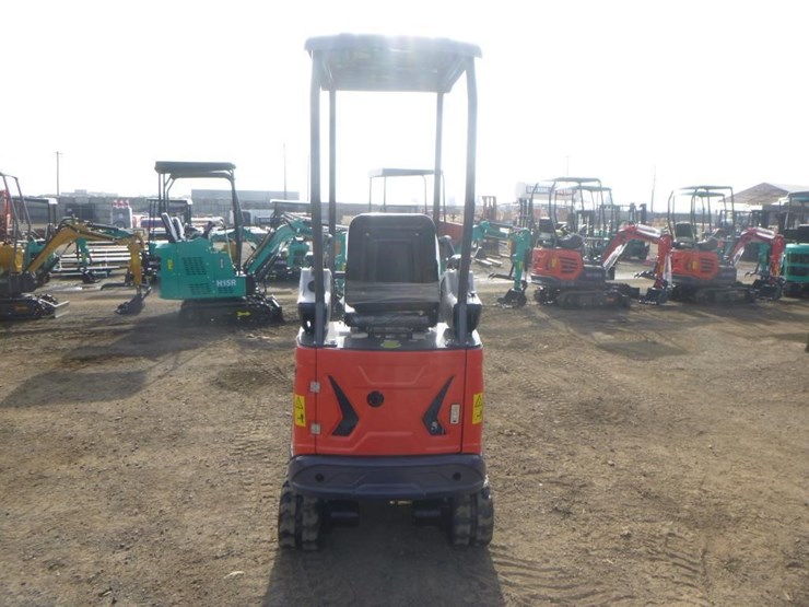 2025-agt-mx15rx-hydraulic-excavator-image-8