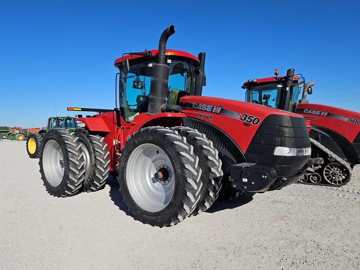 2013-case-ih-steiger-350-image-1