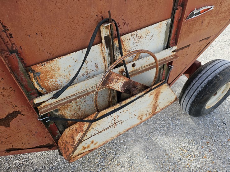 #203619-•-lundell-gravity-wagon-image-6