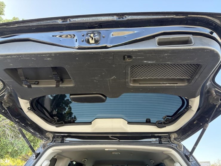 2012-nissan-pathfinder-image-29