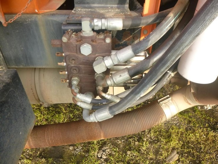 2001-international-2574-image-23