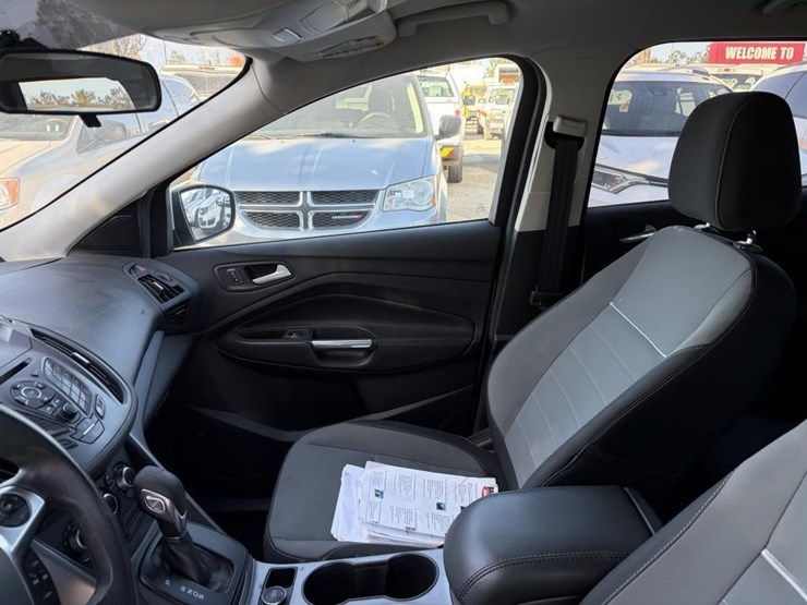 2014-ford-escape-image-14