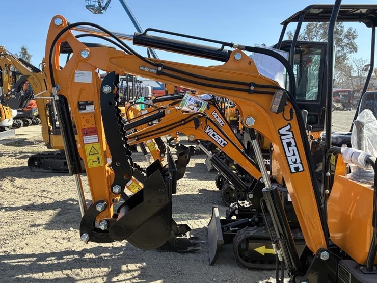 2025-vicsec-vc13-hydraulic-excavator-image-5