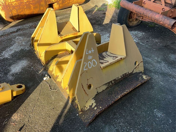 metal-fixture-image-2