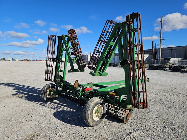 2008-john-deere-200-image-7