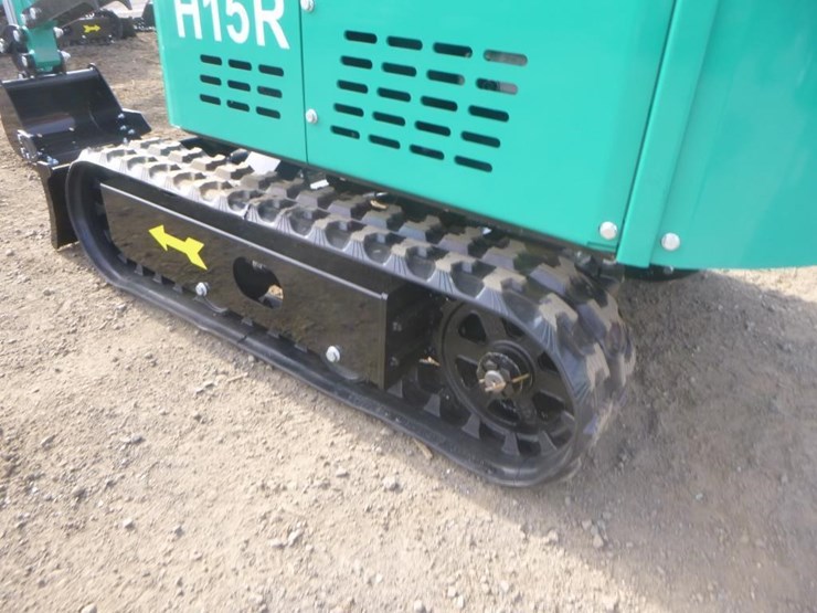 2025-agt-h15r-hydraulic-excavator-image-27