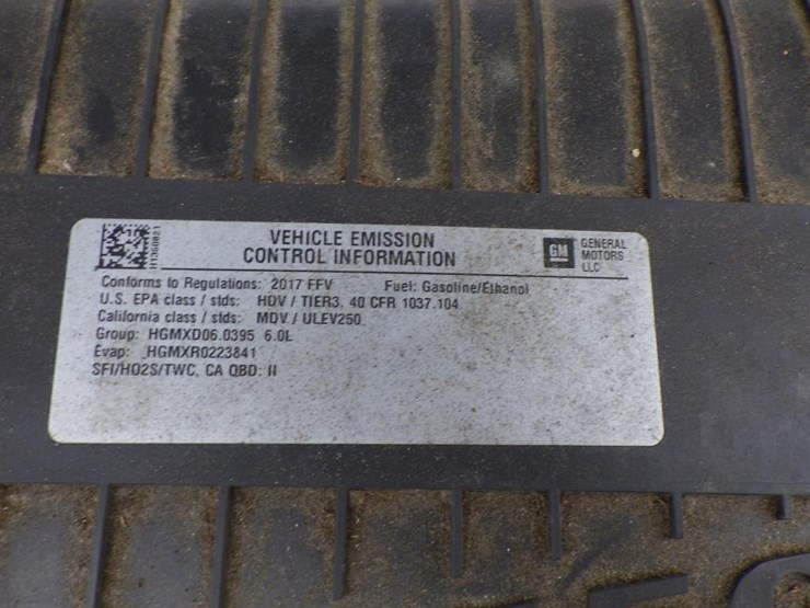 2017-chevrolet-express-2500-image-12