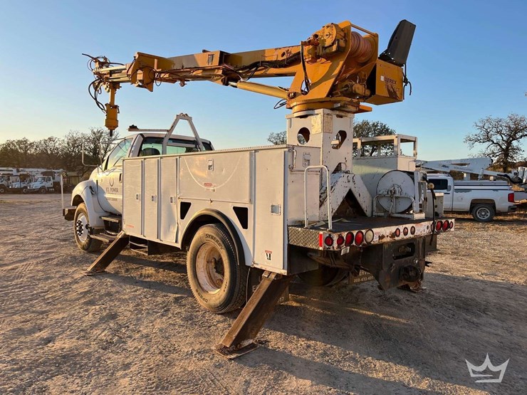 2006-ford-f750-image-2