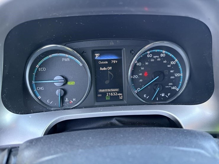 2018-toyota-rav4-image-12