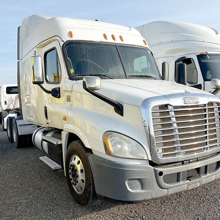 2013 FREIGHTLINER CASCADIA 125