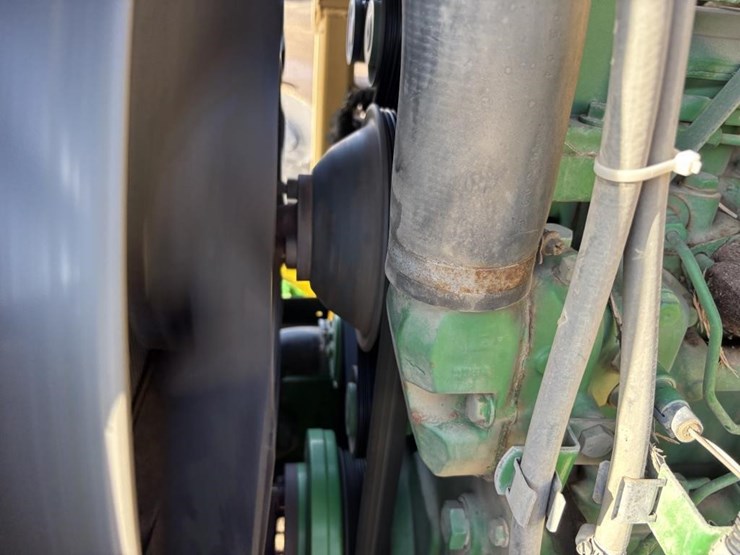 2005-john-deere-7220-image-47