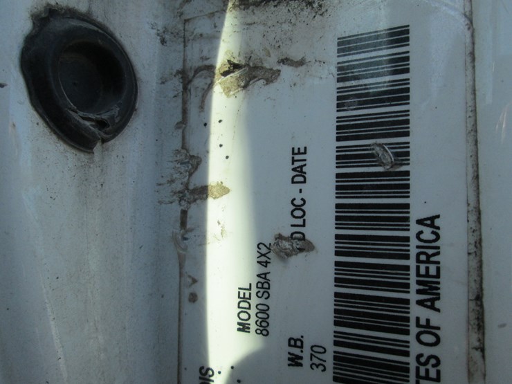 2013-international-8600-image-38