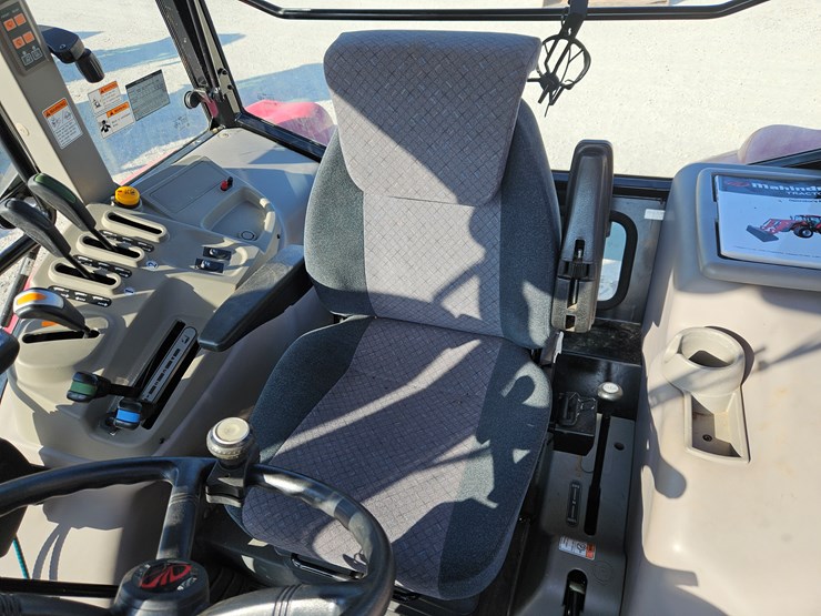 2014-mahindra-mforce-100s-image-17