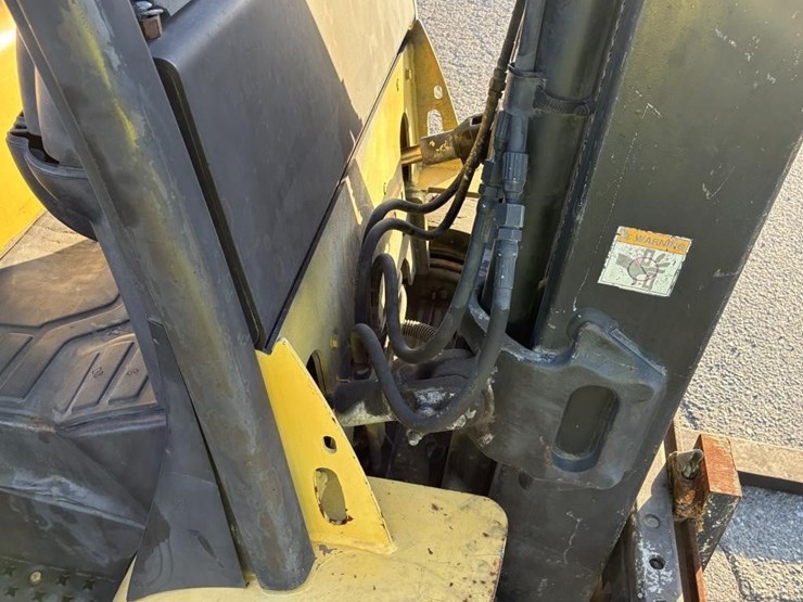 2008-yale-glc050vxnvse094-forklift-image-9