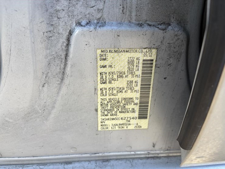 2012-nissan-pathfinder-image-37