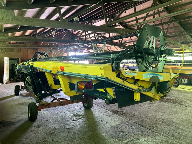 2011-new-holland-92c-image-4