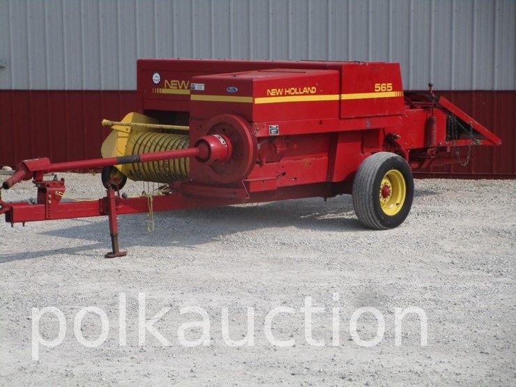 new-holland-565-image-6