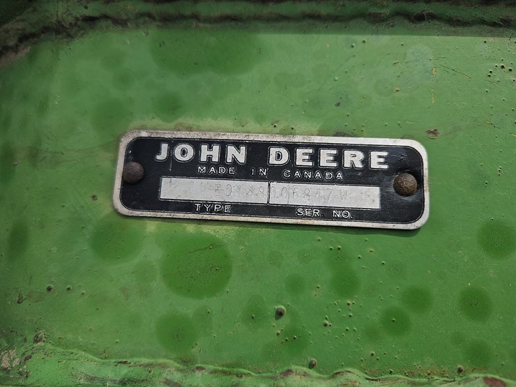 john-deere-148-image-7
