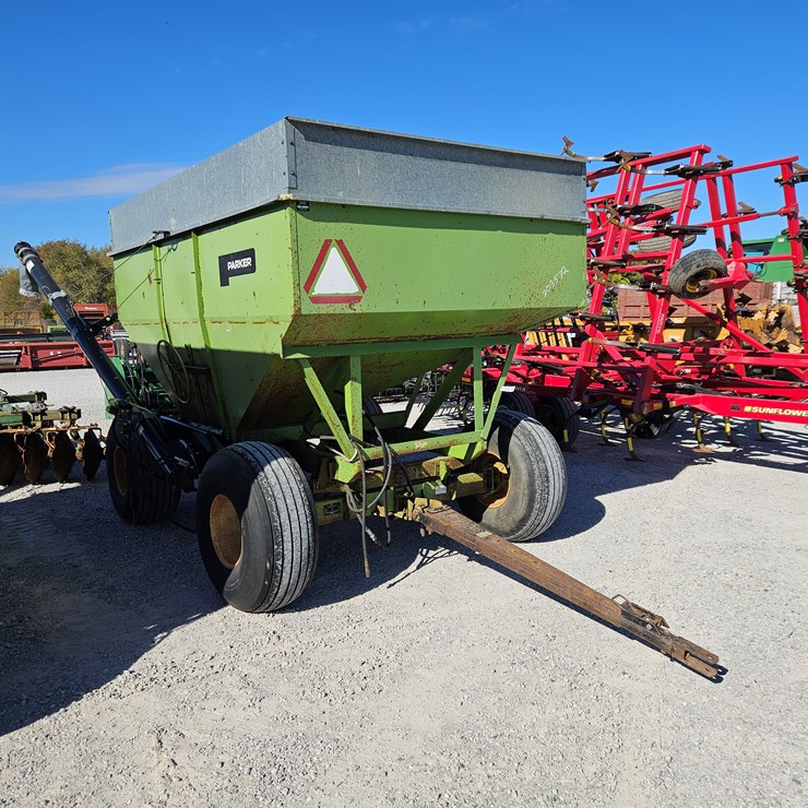 #203572 • Parker Gravity Wagon