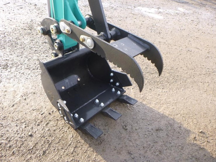 agt-qh12r-hydraulic-excavator-image-9