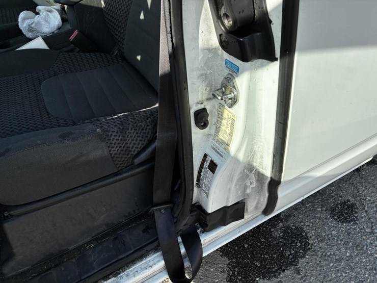 2018-nissan-frontier-image-14