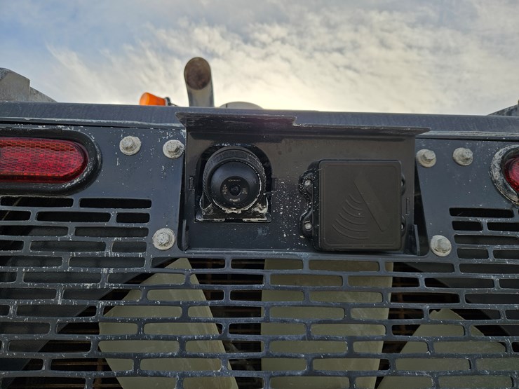 2022-deere-624p-image-12