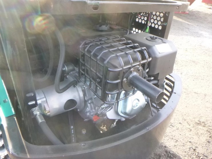 agt-qh12r-hydraulic-excavator-image-25