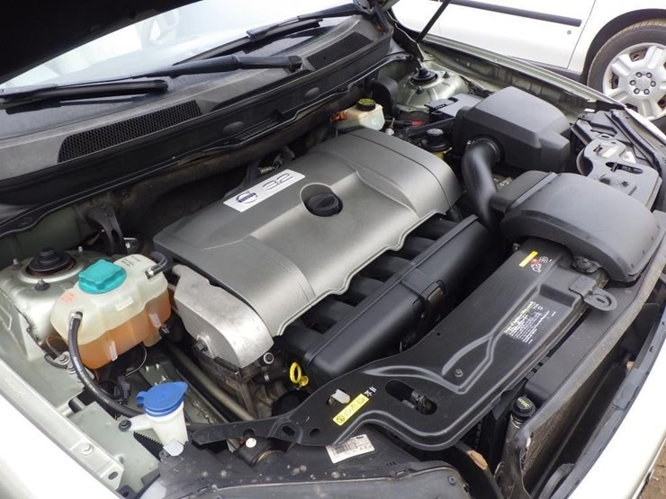 2008-volvo-xc90-image-11