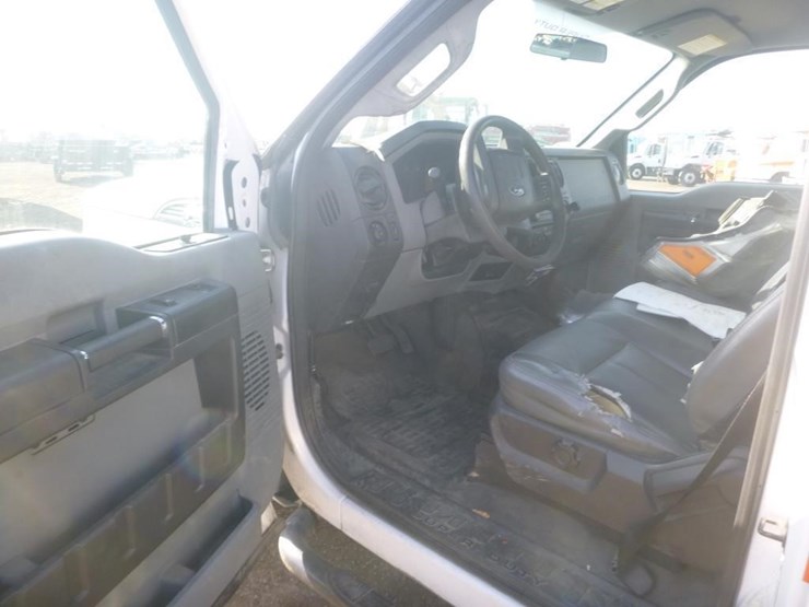 2014-ford-f350-image-6