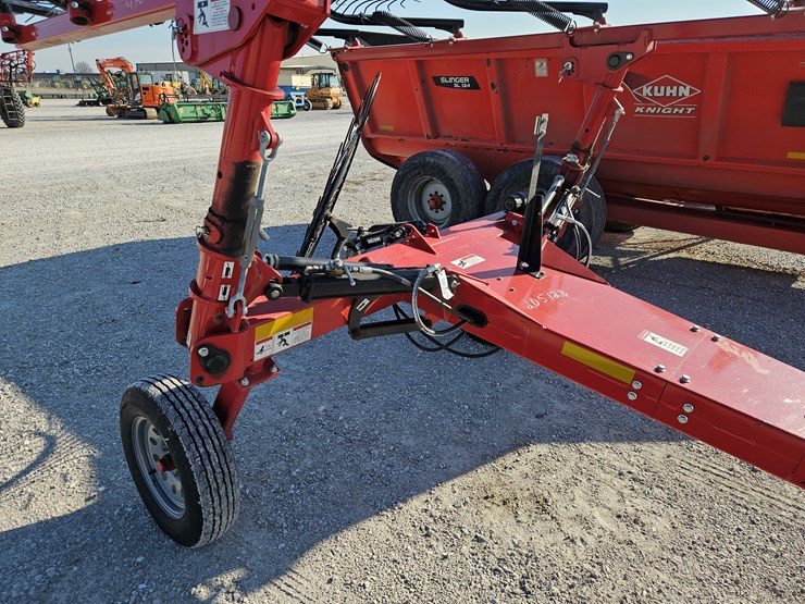 #205128-•-h-&-s-ar3212-wheel-rake-image-10