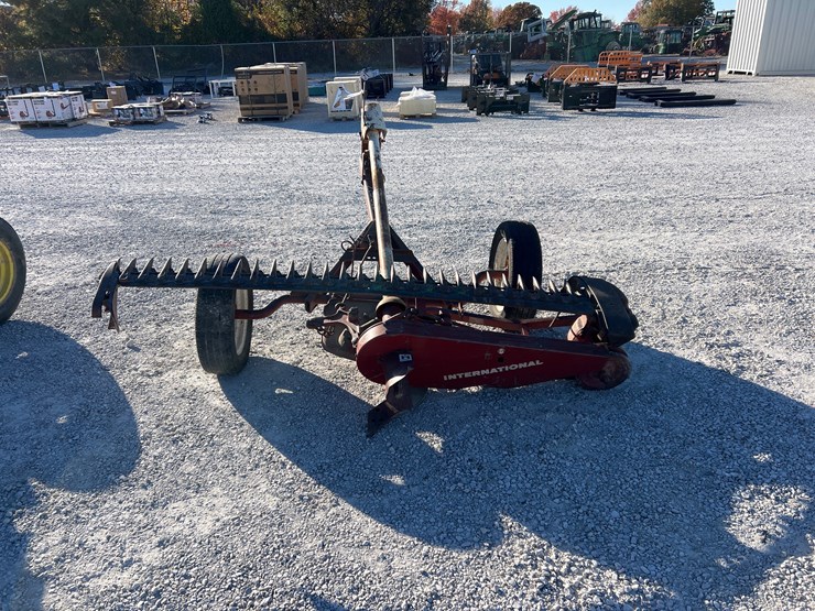 international-1100-image-4