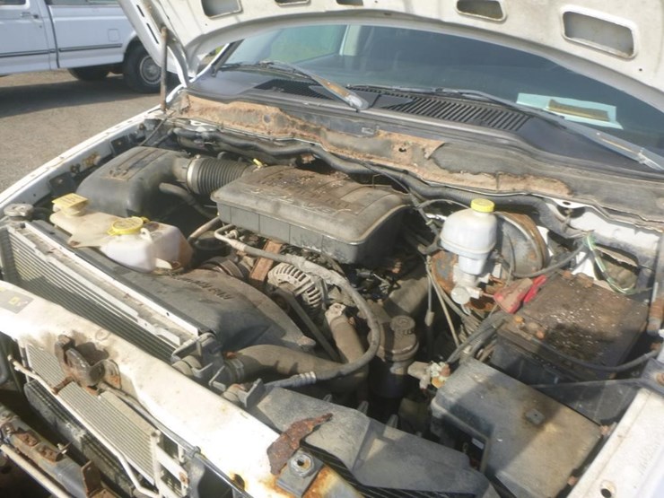 2005-dodge-1500-image-11