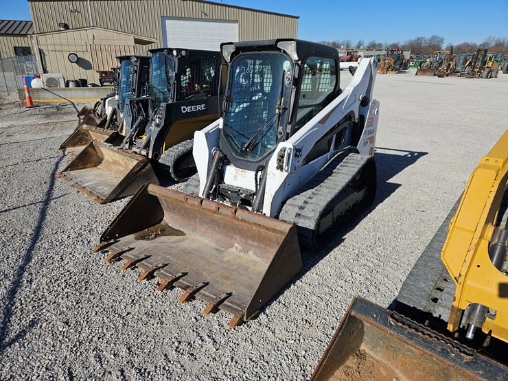 2019-bobcat-t595-image-1