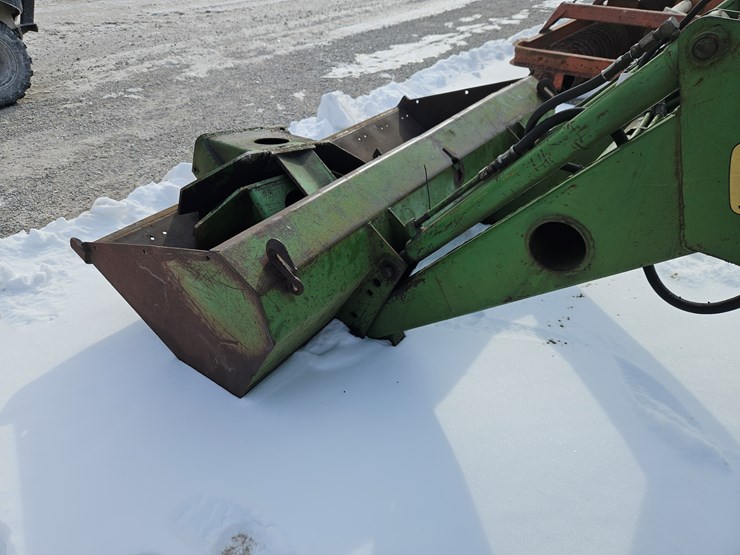 john-deere-148-image-8