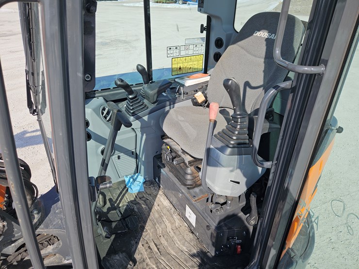 2024-develon-dx42-7-image-10