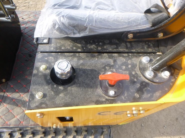 2026-vicsec-vc13-hydraulic-excavator-image-22