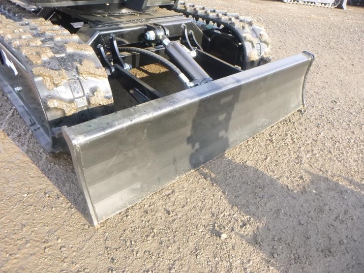 agt-qh12r-hydraulic-excavator-image-16