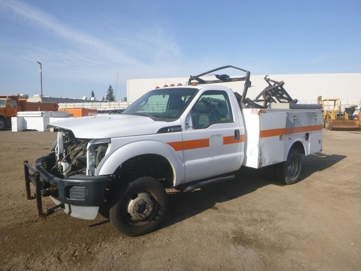 2014-ford-f350-image-1