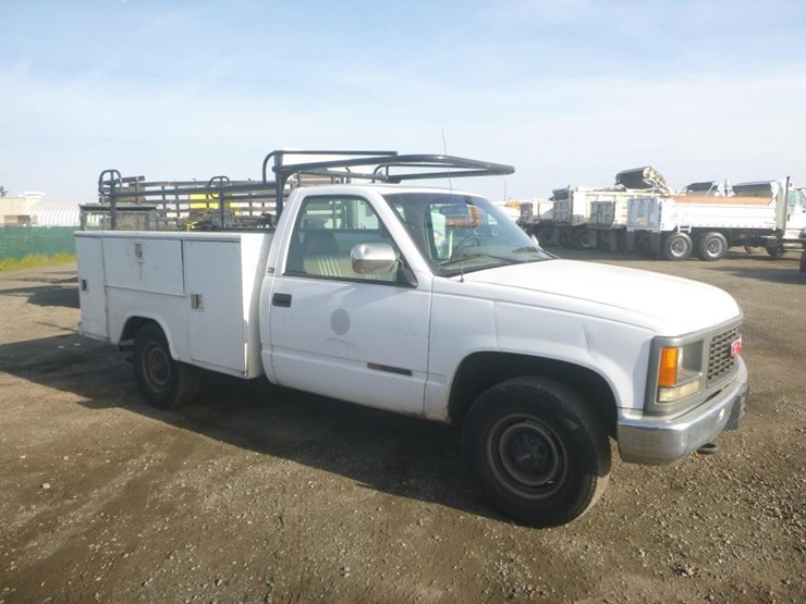 1995-gmc-2500-image-2