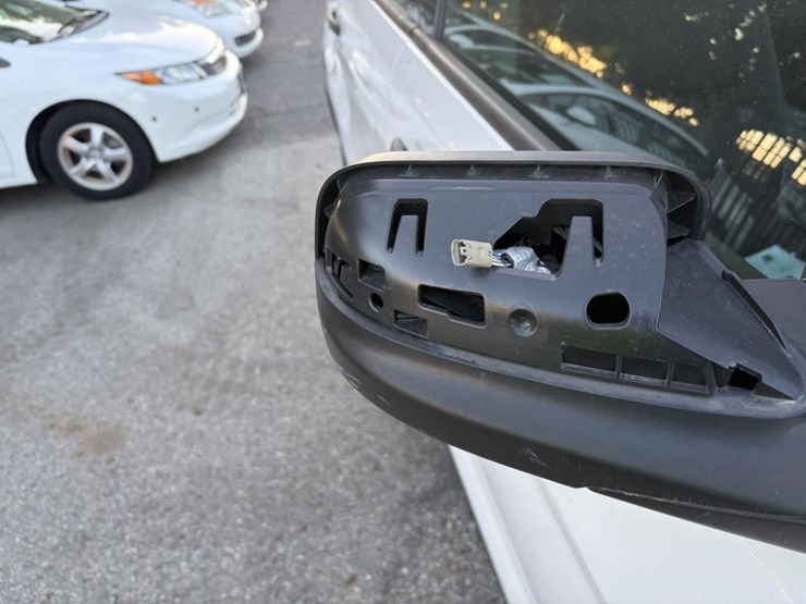 2018-ford-explorer-image-34