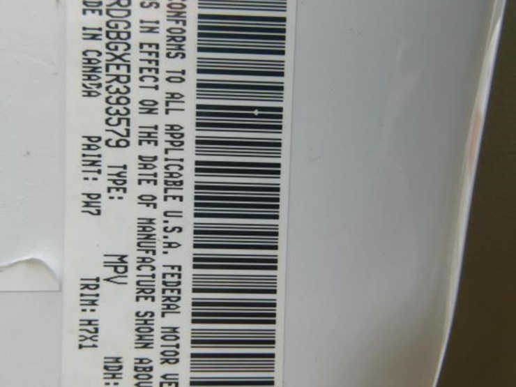 2014-dodge-grand-caravan-image-28