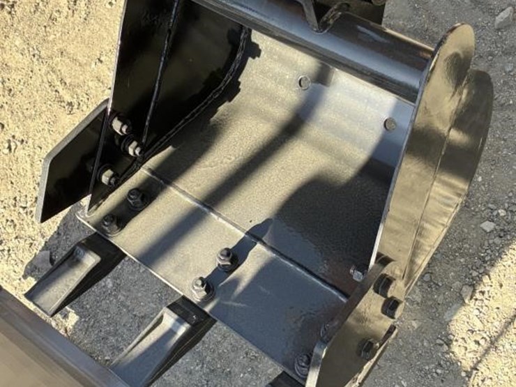 2025-vicsec-vc15-hydraulic-excavator-image-8