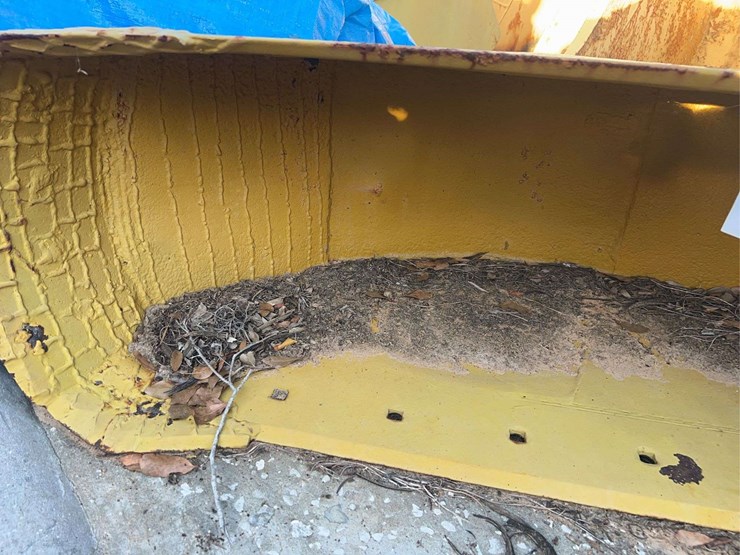 18”-scoop-bucket-image-9