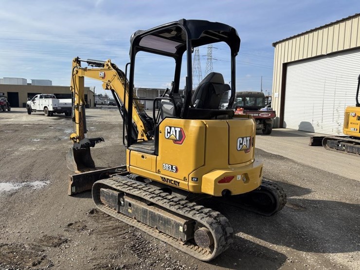 2022-caterpillar-303.5-image-4