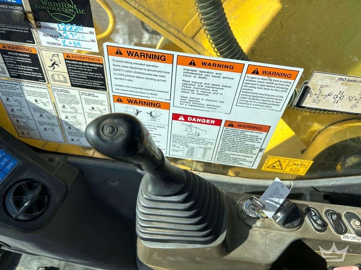 2013-komatsu-pc210-image-16