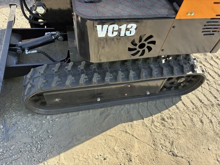 2025-vicsec-vc13-hydraulic-excavator-image-9